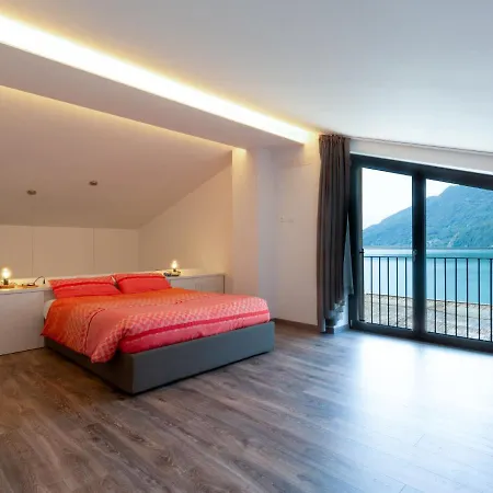 Brezza Di Lago-3 By Interhome