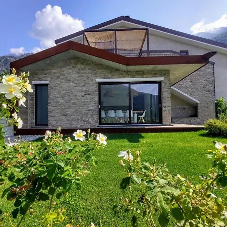 Brezza Di Lago-3 By Interhome